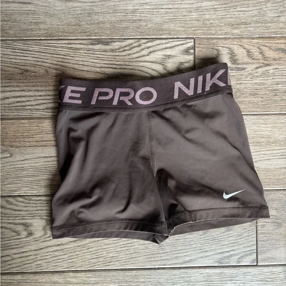Nike Pro Women's Chocolate Brown High-Rise Bike Shorts XS - Picture 6 of 10
